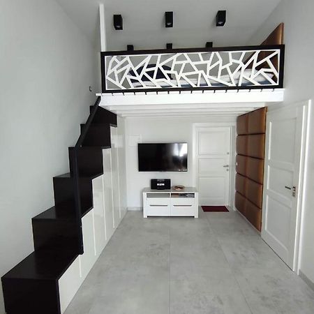 Apartament W Stylu Loft Jelenia Gora Luaran gambar